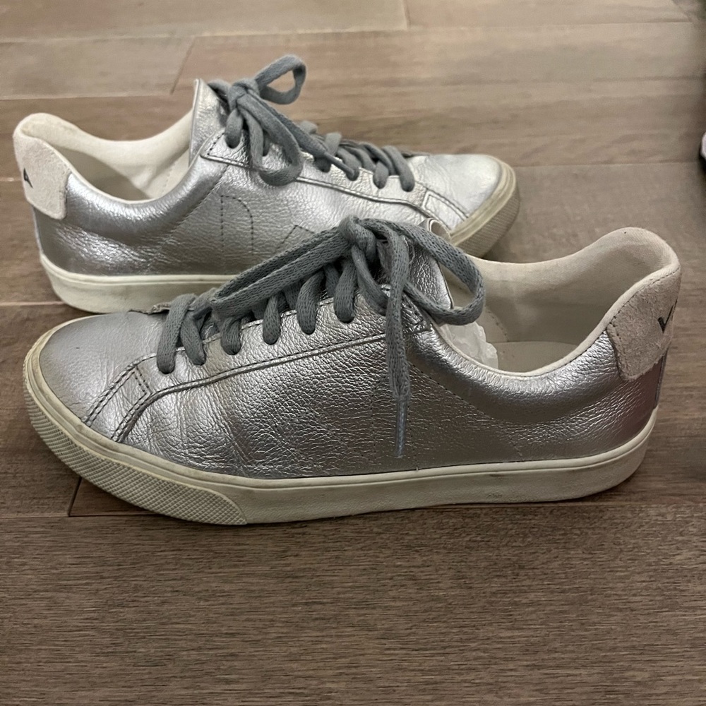 Veja sneakers in metallic silver